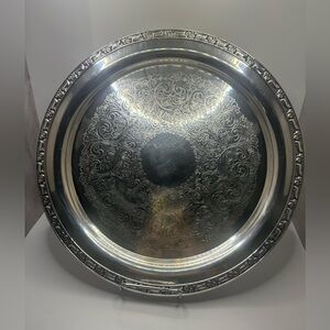 Oneida Silversmiths Silverplate Tray, 13” diameter